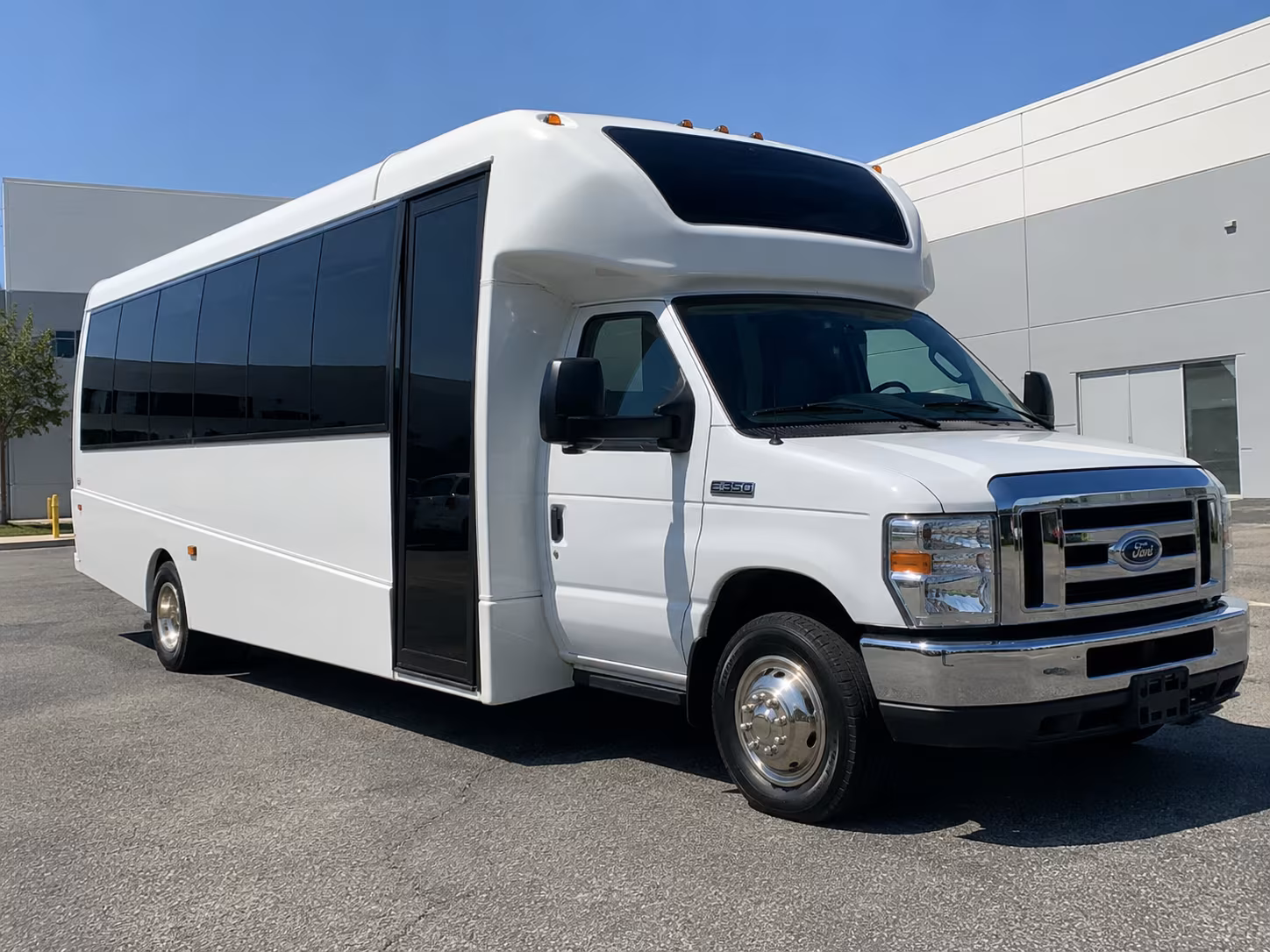 Union Airport Shuttle & Transportation party bus exterior