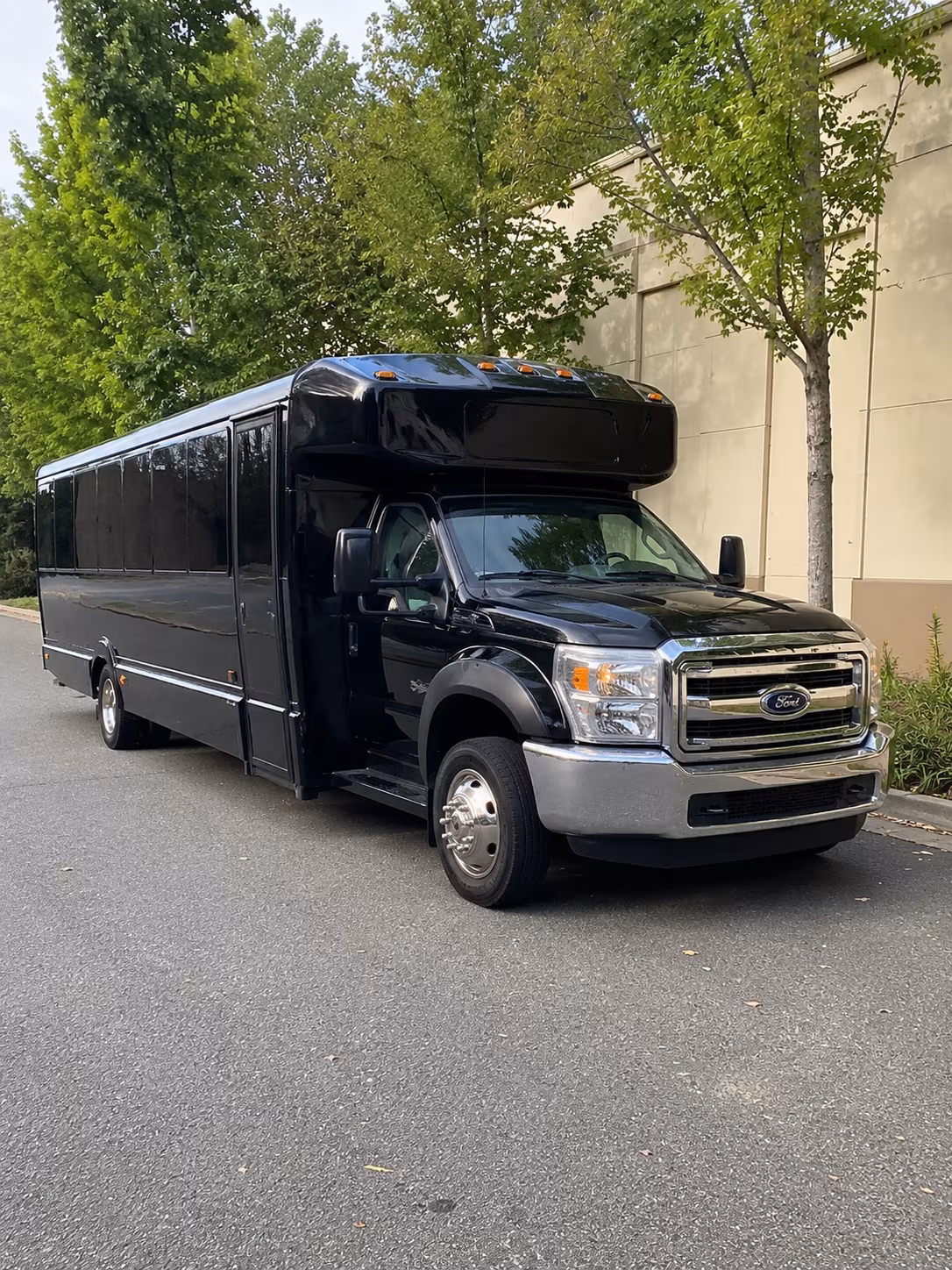 Union Prom & Homecoming Transportation party bus exterior